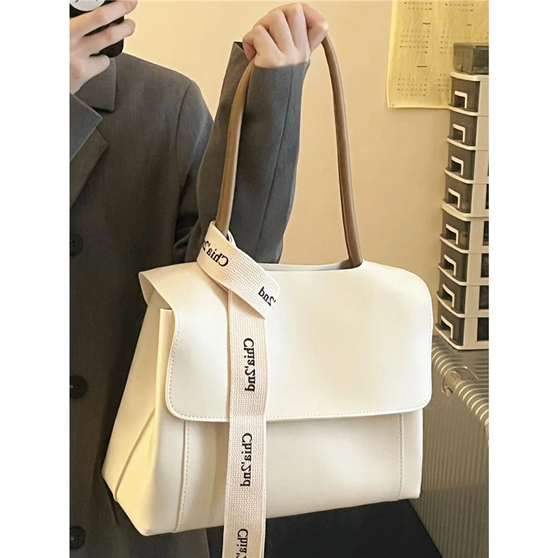 New High Capacity Shoulder Bags For Women Daily Solid Color Commuting Underarm Bags High Quality Pu Leather Tote Bags