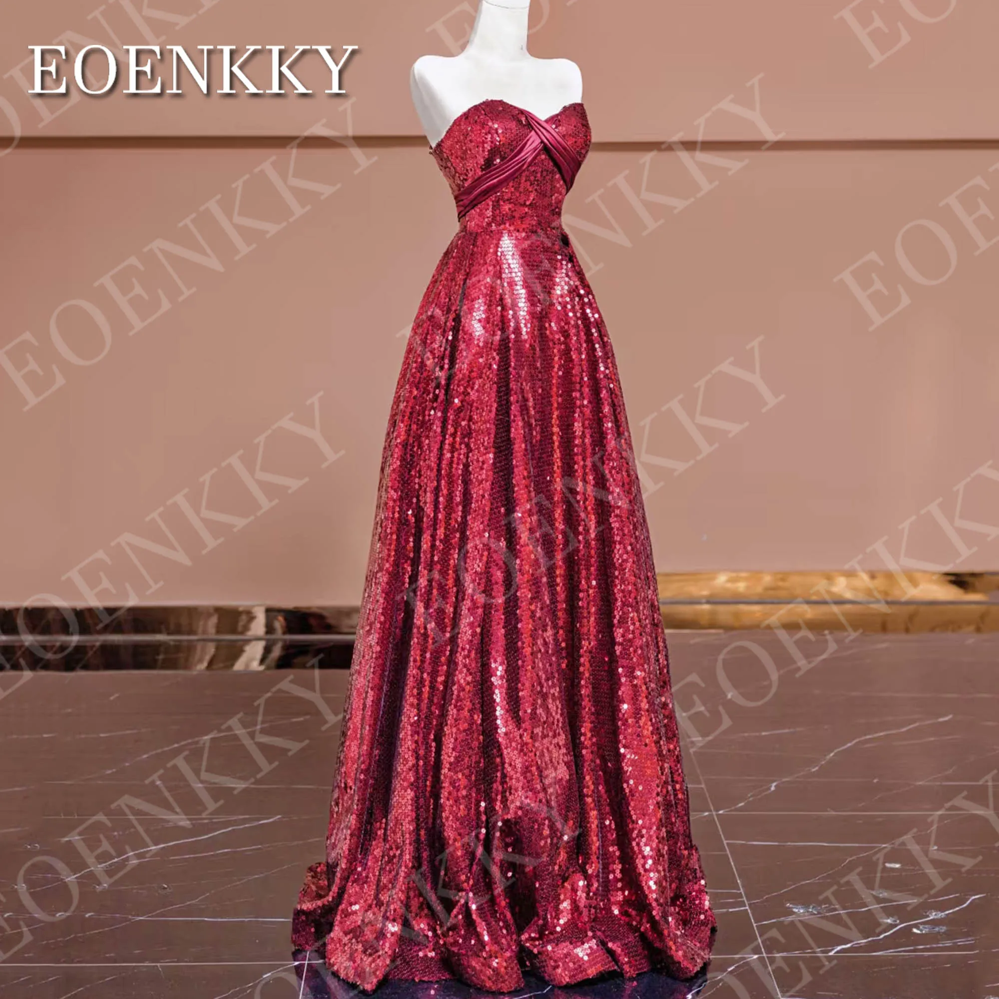EOENKKY Lantejoulas Sparkly Vestido de Baile Princesa Dubai Luxo Glitter Borgonha Strapless Uma Linha Vestidos de Festa Personalizados Vestido de baile brilhante lantejola Princesa Dubai Luxo Glitter Borgonha Strapless