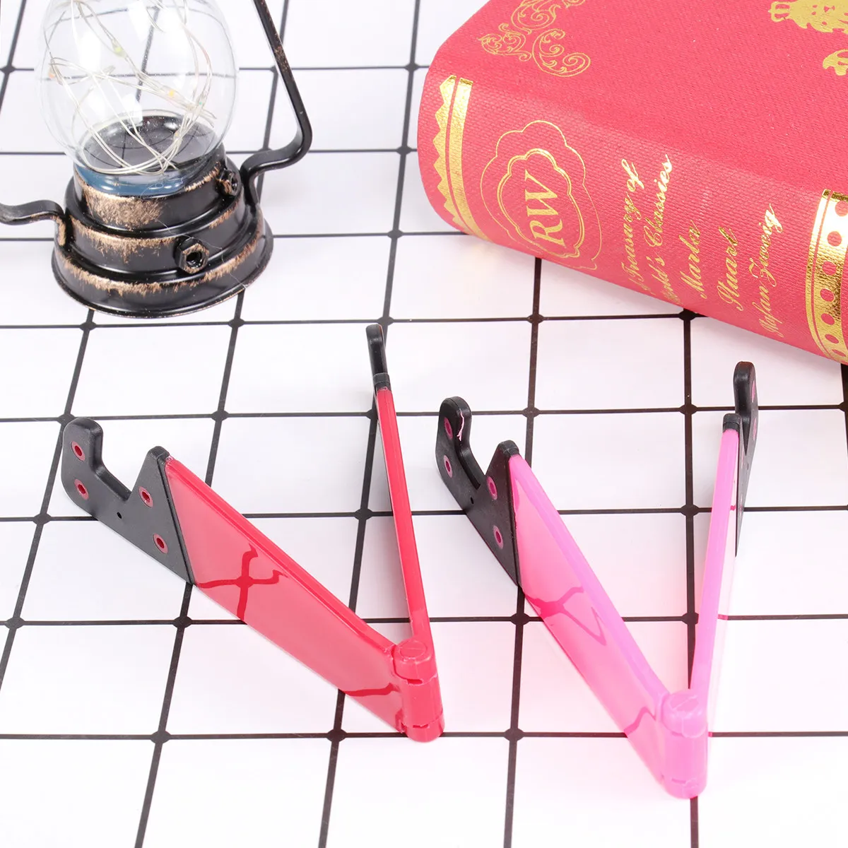 4Pcs V Shape Foldable Phone Stand Holder Hard Plastic Swivel Hinge Portable for Travel Pocket Purse Desktop Horizontal Vertical