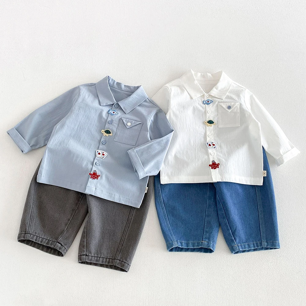 2026 Herbst Kinderhosen Einfarbige Mädchen-Jeanshosen Schlichter Stil Herbst-Jeans für Jungen Weiche Haremshosen – Detail 16