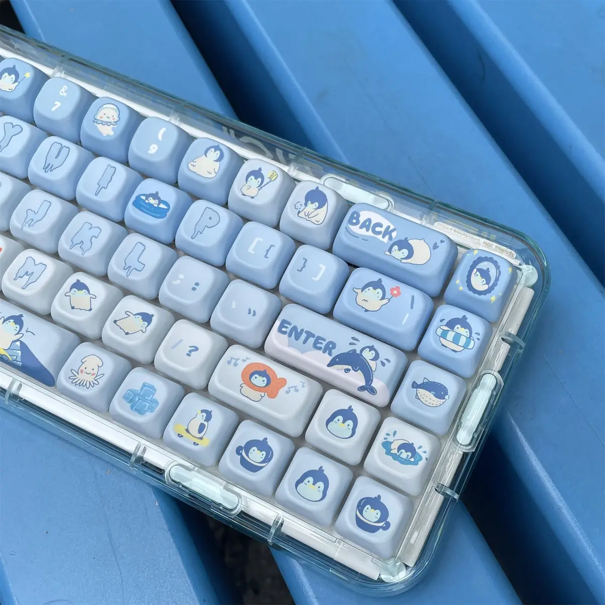 145 klawisze Pingwin Stick Ice Keycap Blue Cute Cartoon PBT pięciostronne sublimacyjne FOA DIY spersonalizowane mechaniczne klawisze klawiatury