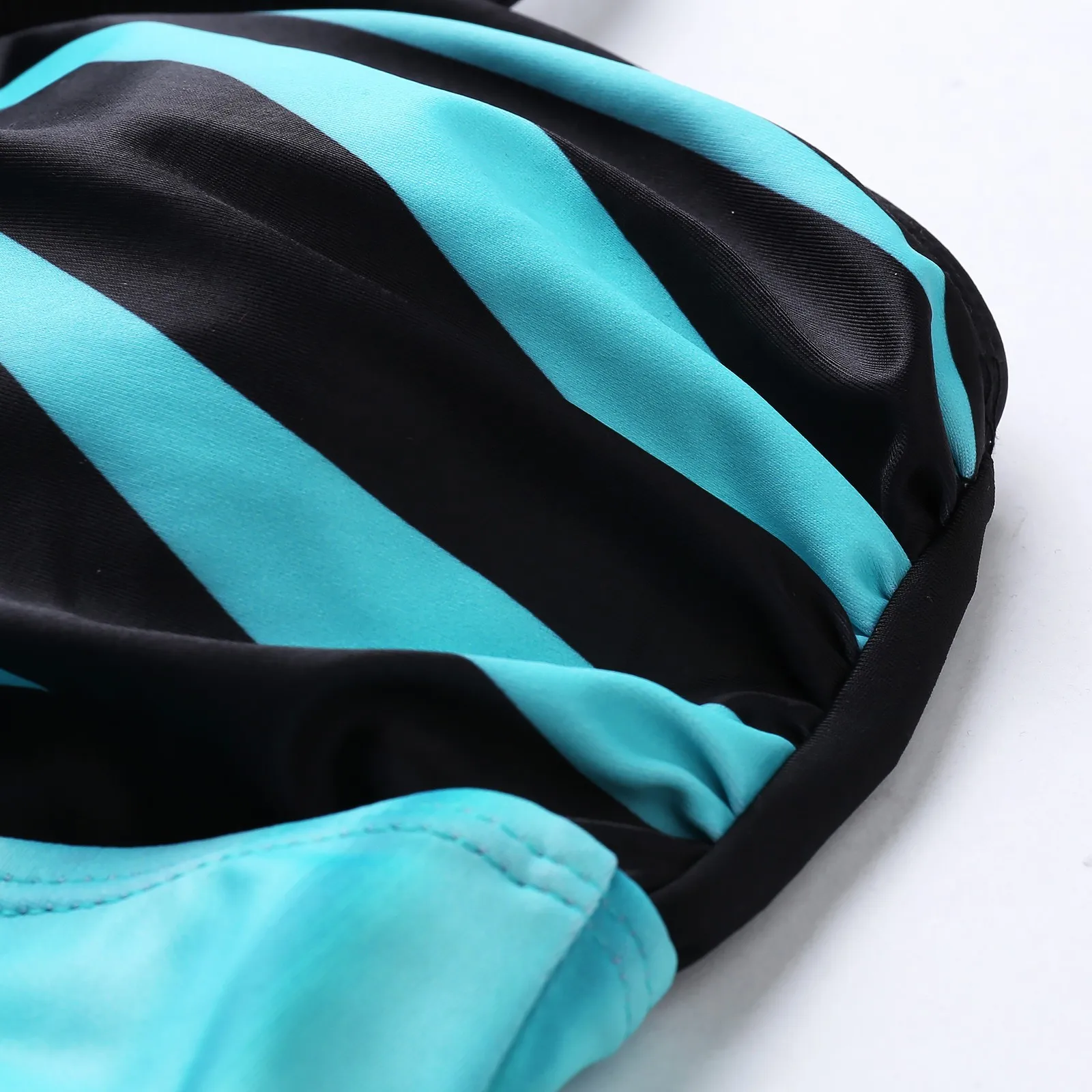 Woman Tankini Bathing Suit Woman Halter Neck Turquoise Black Bow Detail Mesh Overlay Asymmetrical Skirt Two Piece Swimsuit view 4