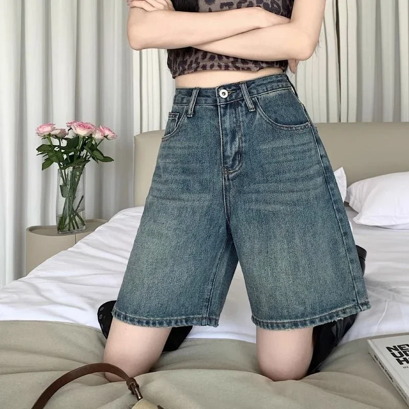 Vintage High Waist Denim Shorts Women Y2K High Street Fashion Light Blue Short Jeans Summer All Match Distressed Straight Shorts