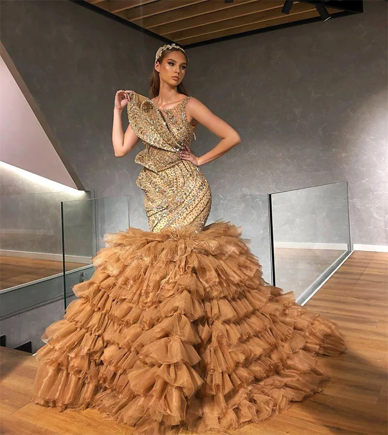 Gorgeous Gold Evening Dress Beaded Sequins Prom Gowns Multilayered Ruffles Sleeveless Elegant Party Dresses Custom Made