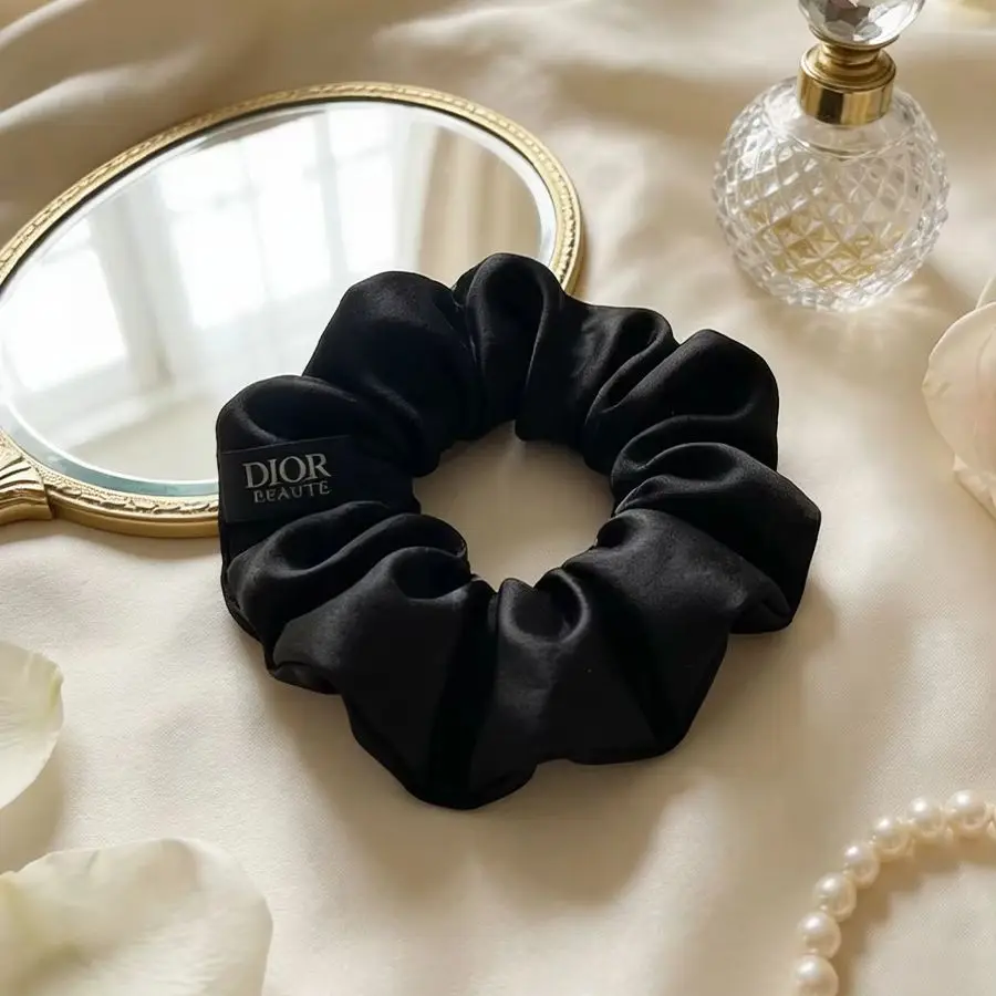 Christian Dior High-end Luxurious Black Silk Satin Headband Collection Multi-color Fashion Elegant Hair Decorations Must-have Ha view 4
