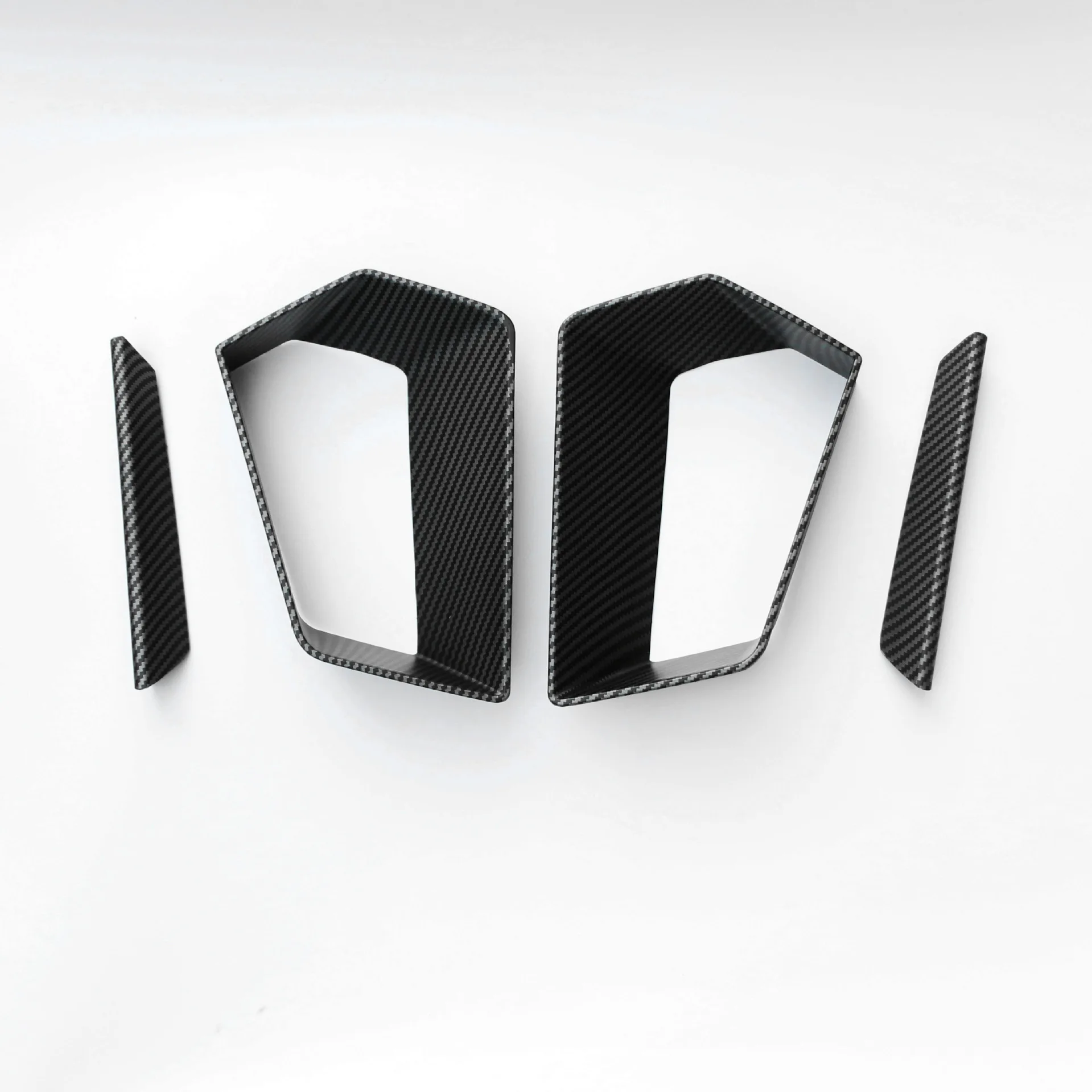 

Applicable to Trumpchi Shadow Leopard middle net decorative frame front face color change decorative cover air modification