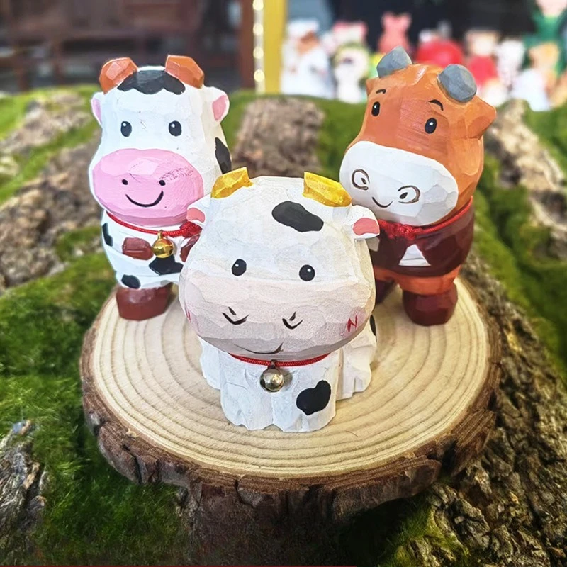 Hand Carved Wood Calf Figurine Cute Creative Cow Desk Decor Handmade Wooden Ornament Car Interior Home Lovely Farm Animal Statue