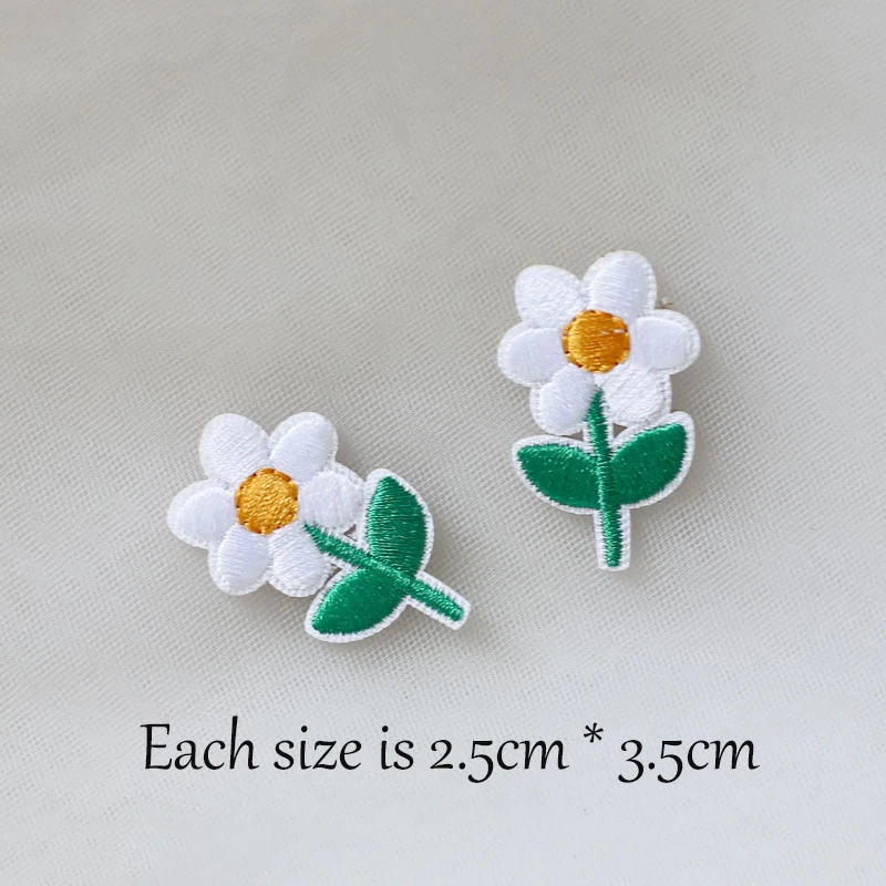 10pcs/lot Small Flower Patch Embroidery Sticker Iron on Patches for Clothing Applique Embroidery DIY Clothing Accessories