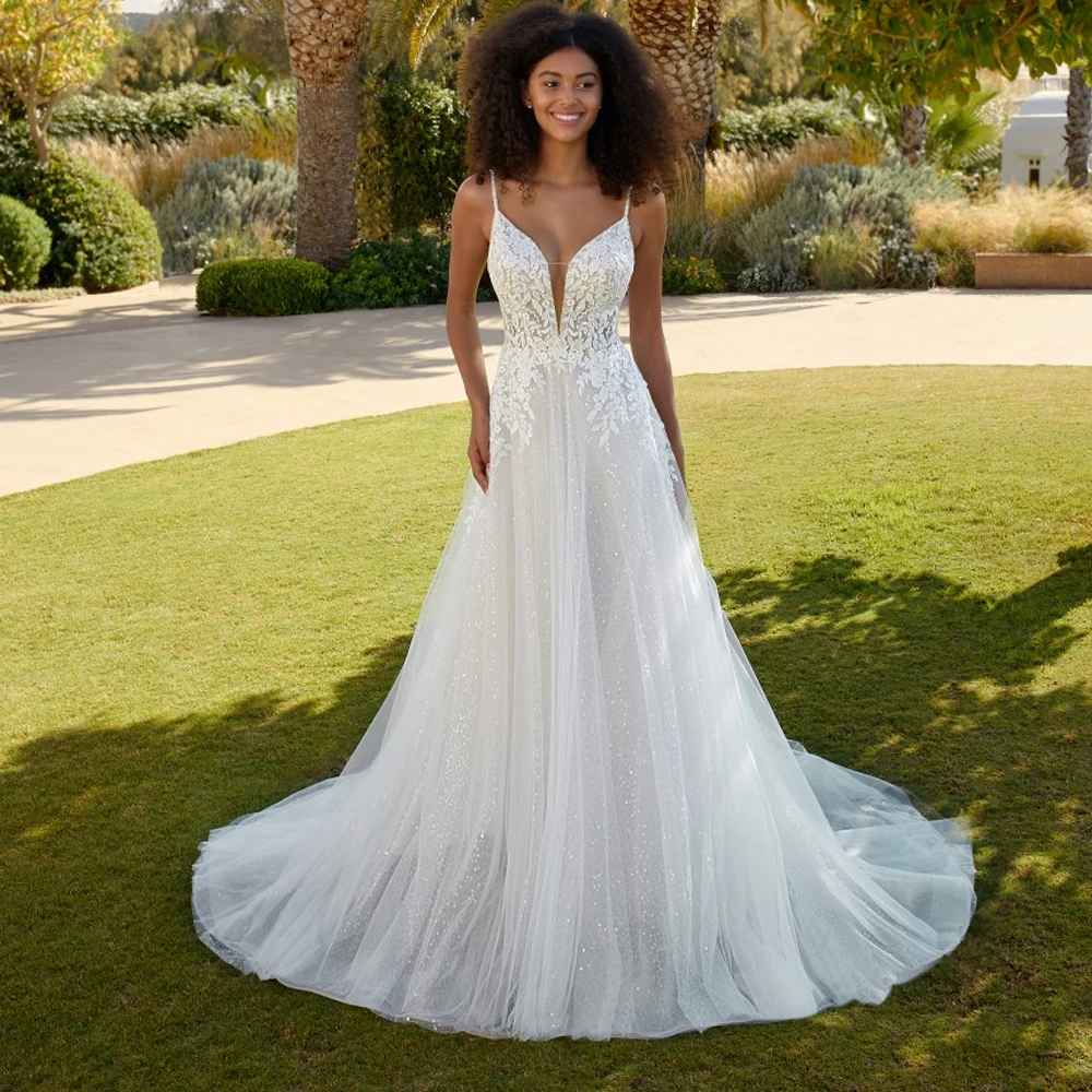 

Customized A Line Wedding Dresses Spaghetti Straps Deep V Neck Bridal Growns Applique Lace Zipper Floor Length Vestido de novia