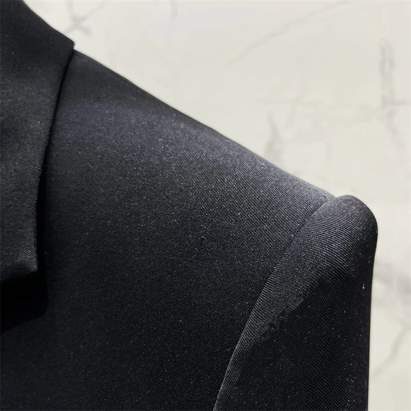 Damenjacke 2026 Frühjahr neue einreihige Slim-Fit-Revers-Langarm-Oberteil Satin-Patchwork-Damenanzugjacke Oberbekleidung