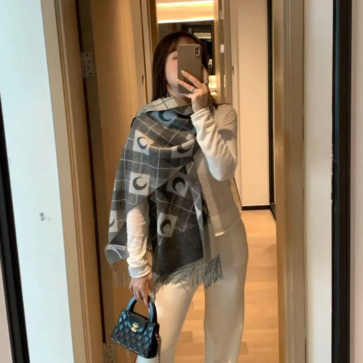 

Korean Style Cashmere Scarf - Women's Winter & Fall Fashion Scarf, Soft Warm Wrap & Stole, Elegant All-Season Luxury Scarf