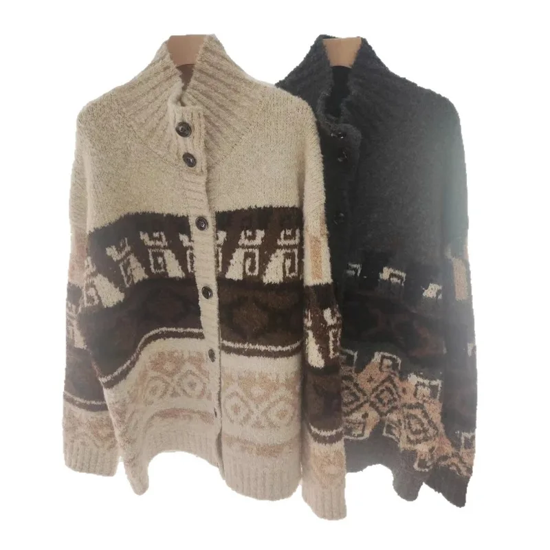 

2025 зимняя новая куртка-кардиган, женский свободный и ленивый стиль в американском стиле, контрастный цвет, вязаный свитер с высоким воротом, женская одежда