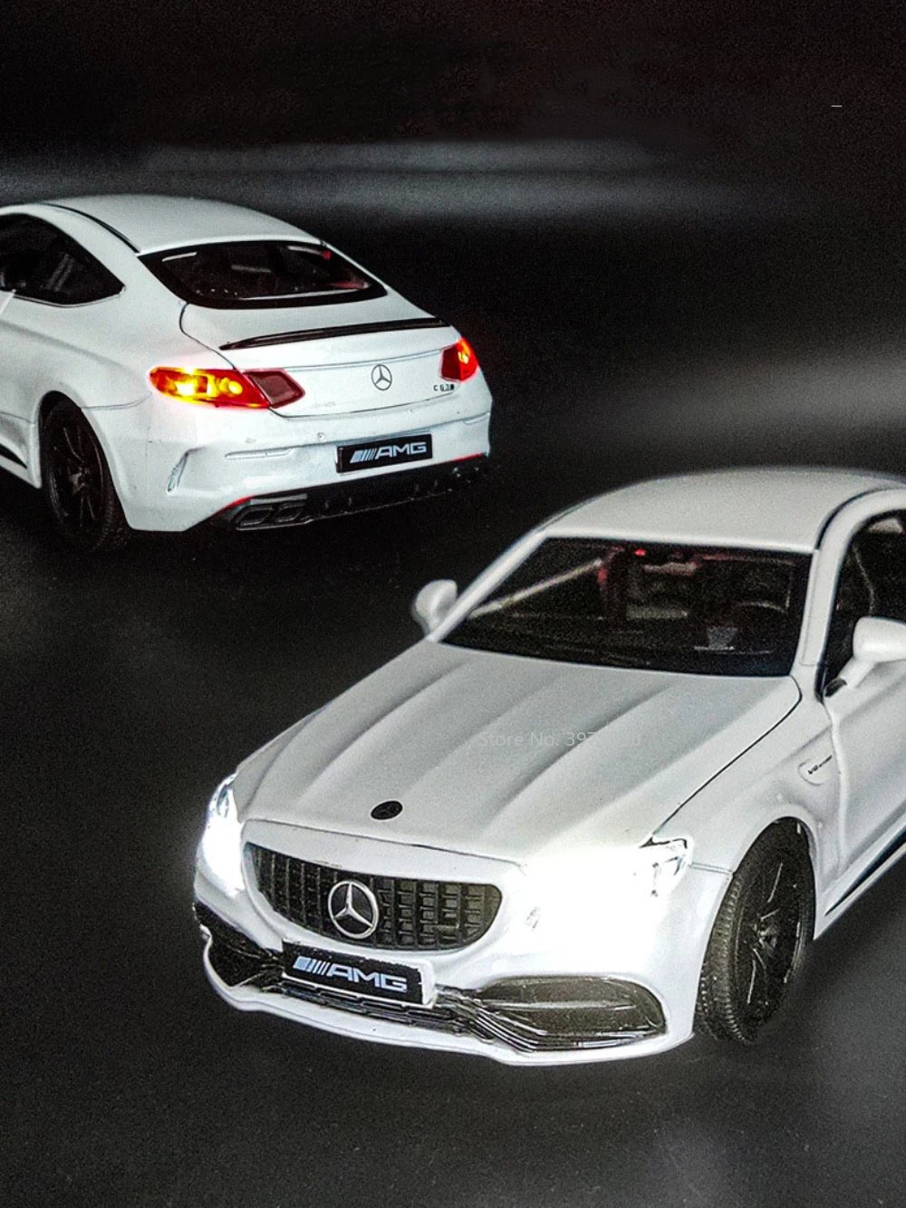 1/32 Scale Mercedes Benz C63S Alloy Diecast Car Model Toy Simulation Vehicle with Sound Light Pull Back Collection Toys for Boys