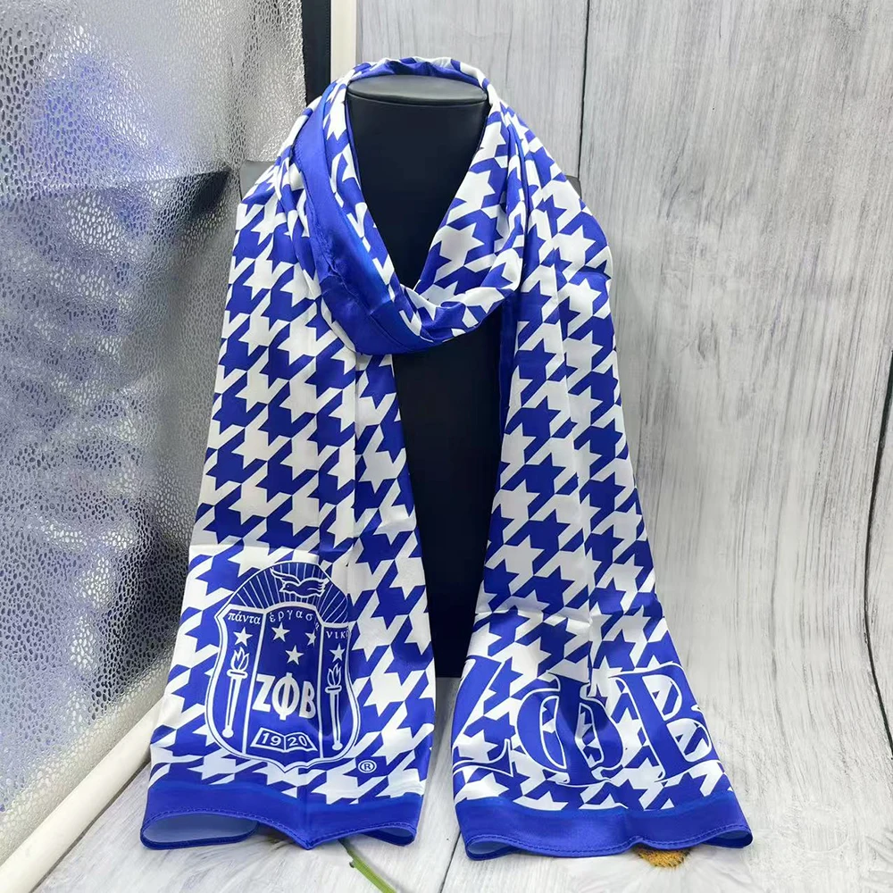 

Изысканный синий шарф с греческой буквой и щитом Association ZETA