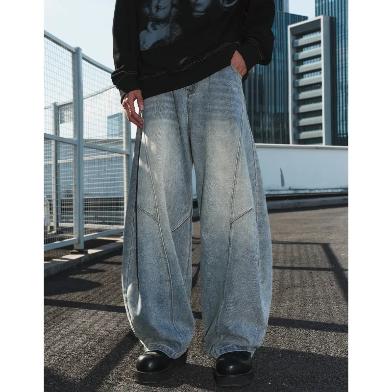 Distressed Washed Jeans for Men's Spring and Autumn Fashion New Retro Silhouette Curved Knife Pants Loose and Trendy Long Pants.
