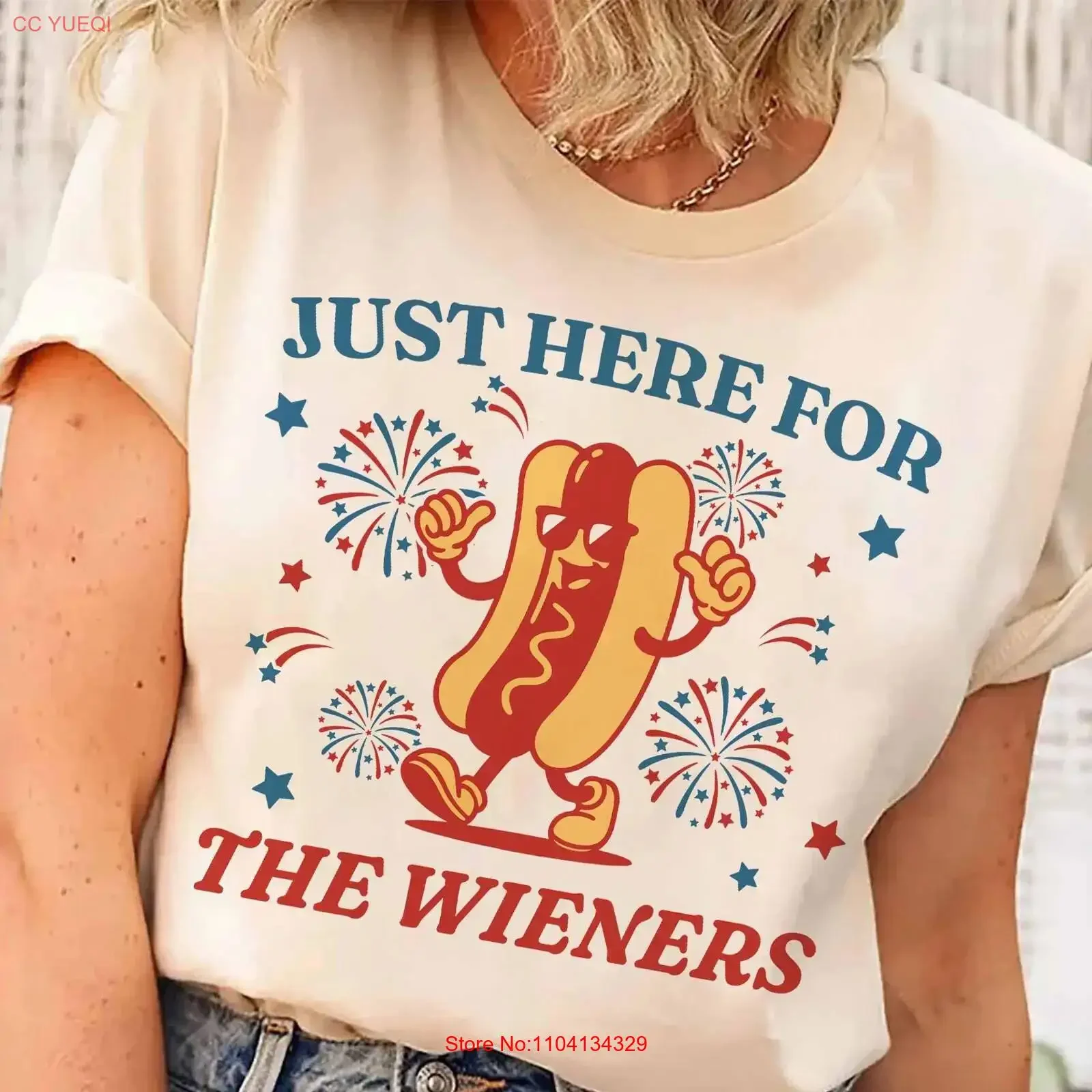 Just Here For The Wieners T Shirt Fourth of July Hot Dog USA Funny 4th Retro America vintage Washed Top For Everyday Wear