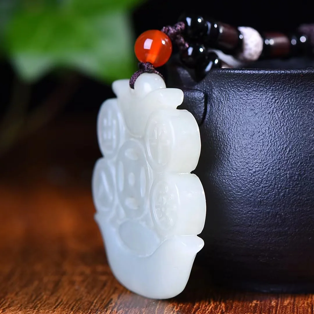 Exquisite Hetian Jade Safe Travel Pendant Jewelry 3499#