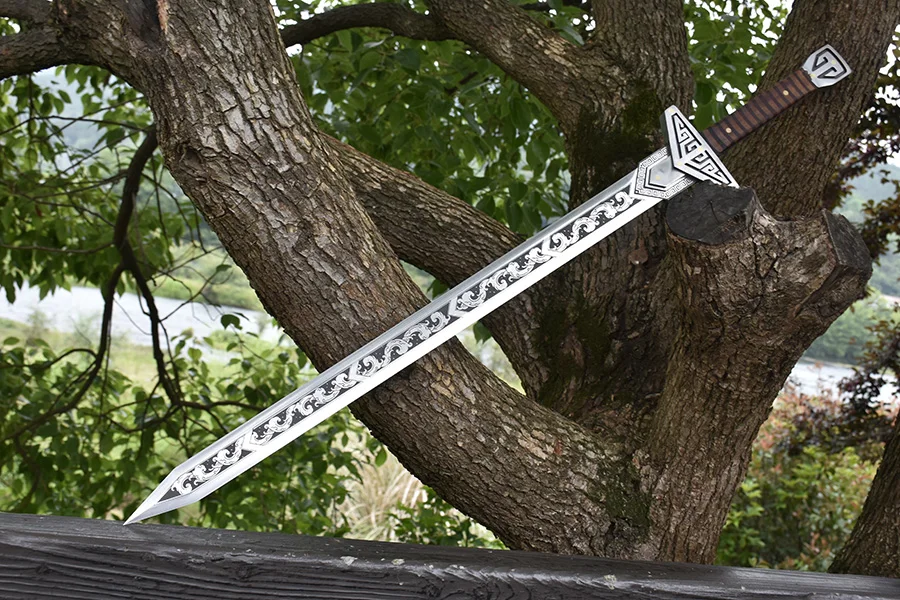 Espada real medieval de acero inoxidable, katana de arma de acero real forjado con una mano, pulverizador de ondulación de agua, mango afilado, 84cm