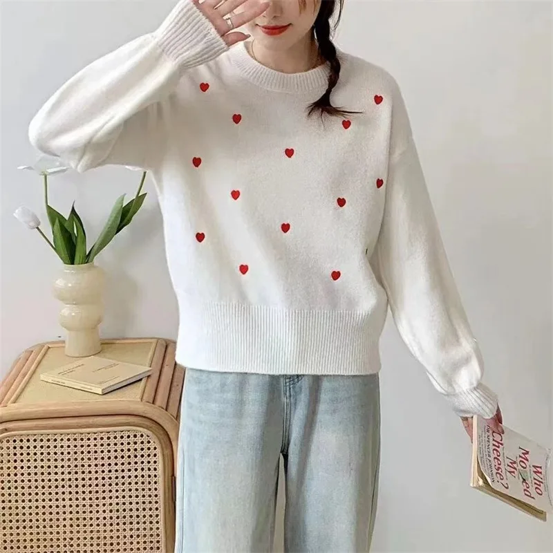 

Love embroidered long sleeved knitted sweater Pullovers Autumn and Winter Women's Pullover 2024 New Casual loose knit pullover