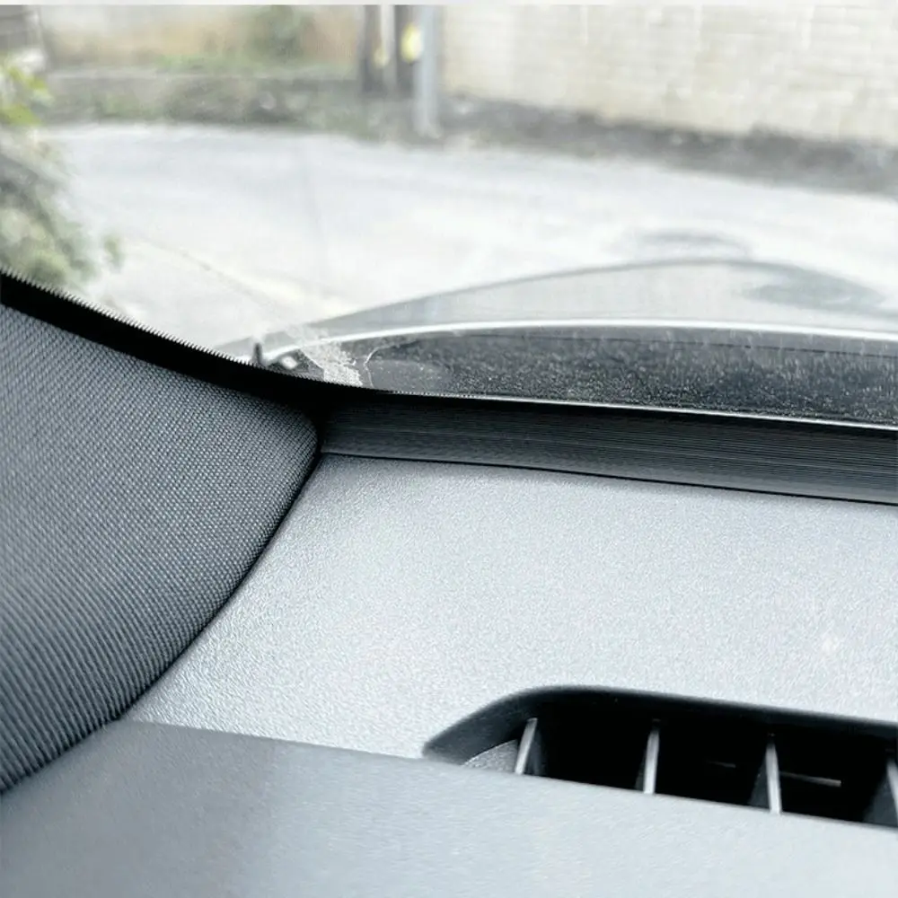 Rubber Material Dashboard Seal Strip Noise Insulation Sound Dampening Windshield Gap Filler Dustproof Design Flexible Trim