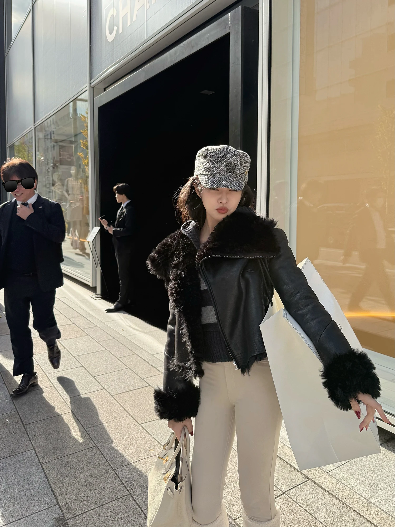 

Куртка-косуха iweiqiang Series из мягкой флисовой ткани с меховым воротником и кожаными вставками, с завышенной талией, в винтажном стиле, женское пальто