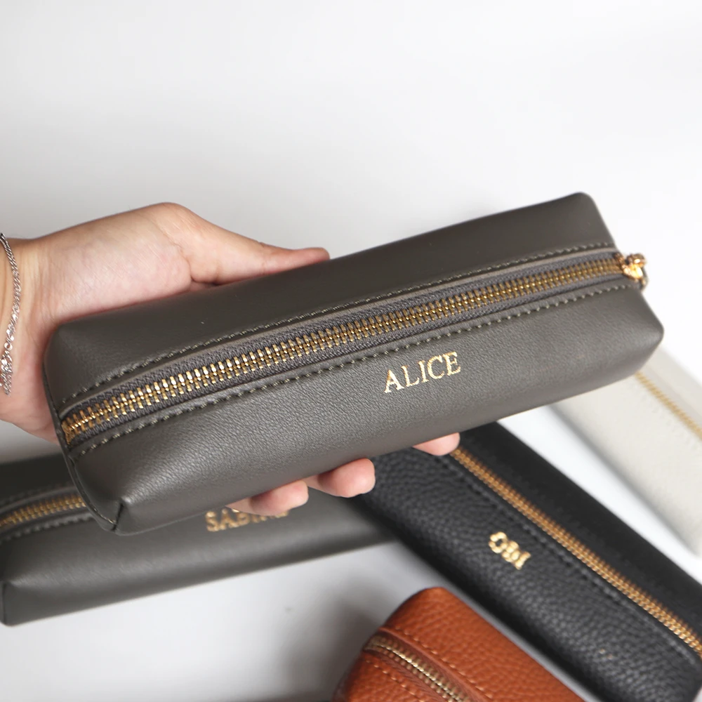 Benutzerdefinierte Name Leder Federmäppchen Business School Student Reißverschluss Stifttasche Großhandel Kosmetiktasche Aufbewahrungstasche Personalisiertes Mini-Geschenk – Detail 6