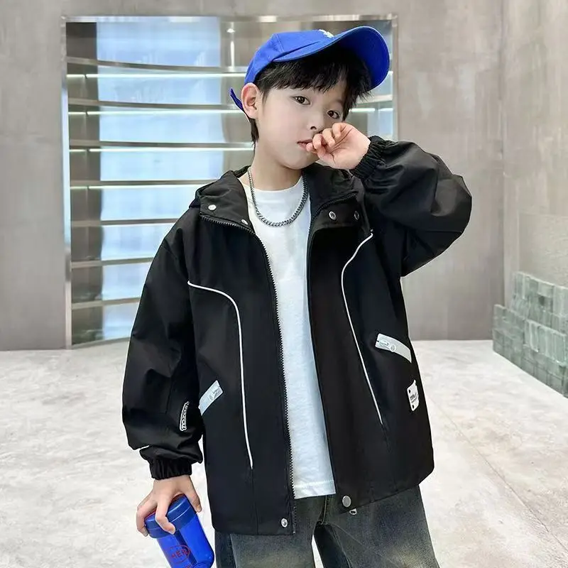 

Новинка 2025 года, детская водонепроницаемая ветрозащитная куртка с капюшоном, красная весенне-осенняя модная куртка для активного отдыха для больших детей