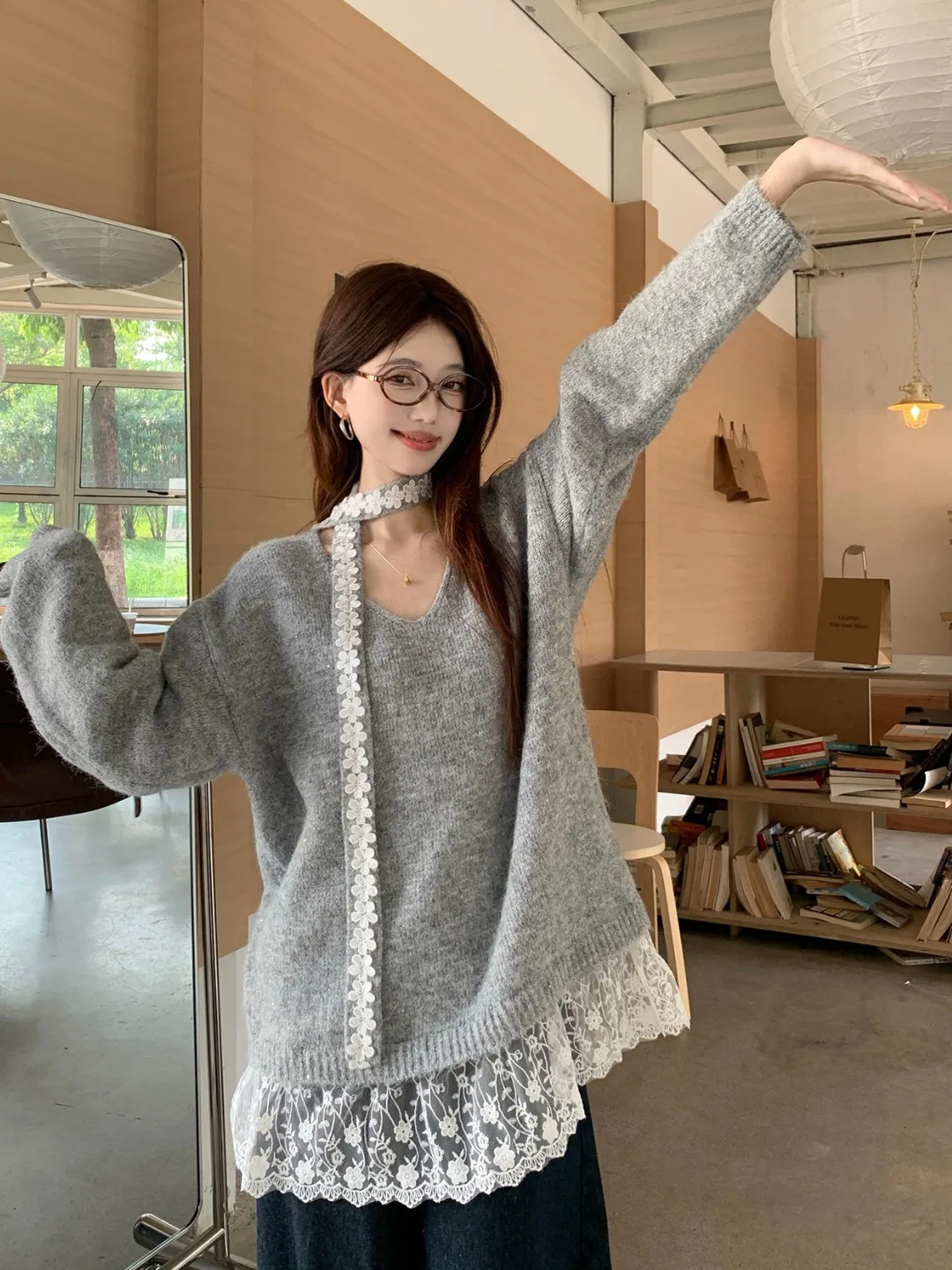 

Женский свитер больших размеров с мягким кружевом и V-образным вырезом, свободный вязаный топ с узлом, осенне-зимняя новинка, удобный корейский стиль