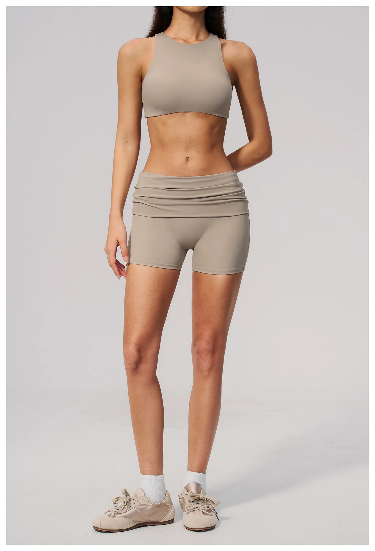 Damen Sport-BH mit Rückenausschnitt, Stoßdämpfend, Push-Up, Schnelltrocknend, Einfarbig, für Fitness, Laufen und Yoga – Detail 24