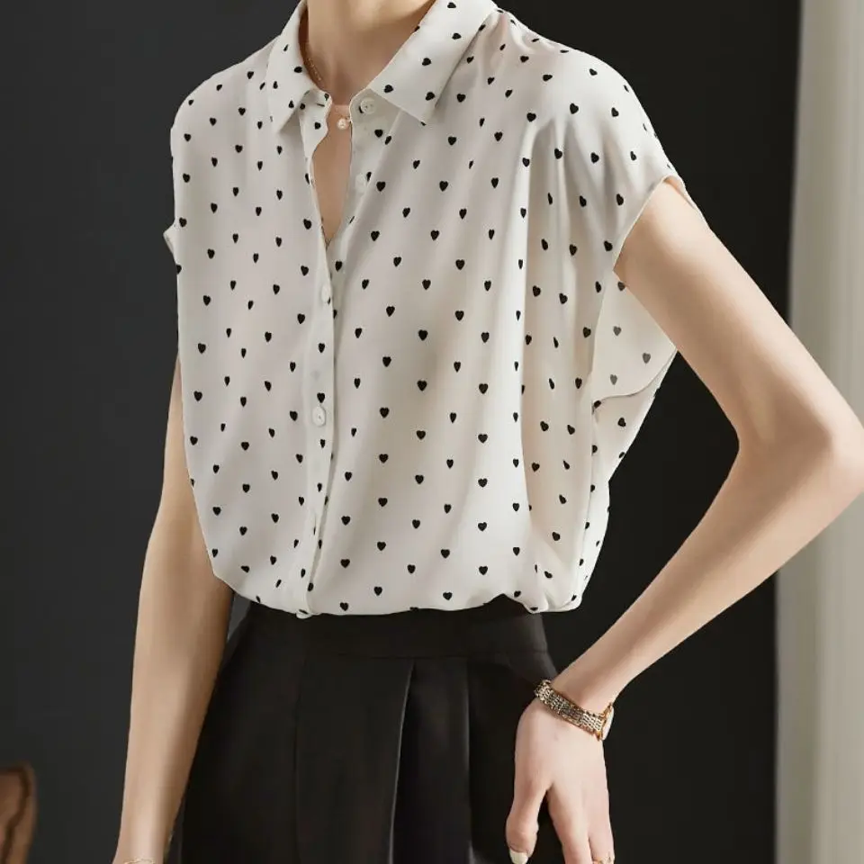 Summer New Fashion Casual Polka Dot White Chiffon Short Sleeved Shirt Loose Comfortable Original Design Youthful Wind Lady Top