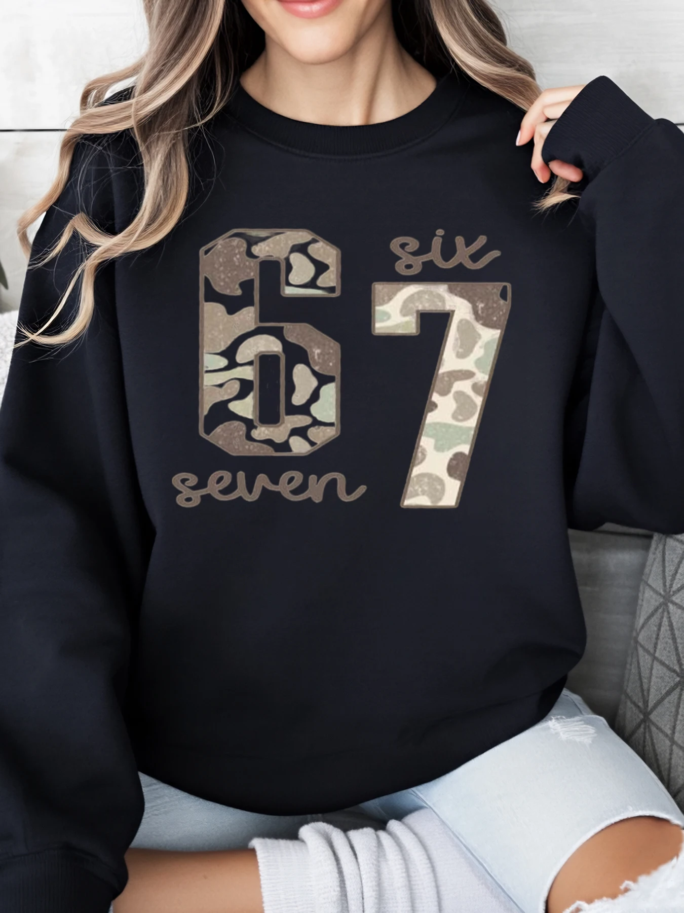 カモシックスセブンナンバープリントスウェットシャツ誕生日ギフト女性カジュアルウェアブラックプラスサイズ