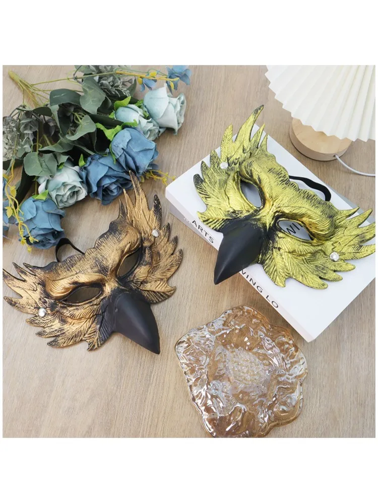 Maska na oczy Sexy Pióra Wodny Dziób Wenecka Maskarada Bal Halloweenowy Przebranie Kostium Rekwizyty Damska Męska Maska na Twarz