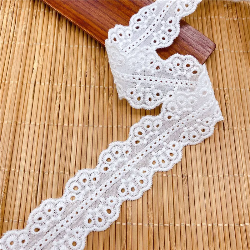 

15yards Embroidery White Cotton Lace Trim 3.6CM Hight Quality DIY Hometextile Clothes Edge Wrapping Cotton Ribbon Tape