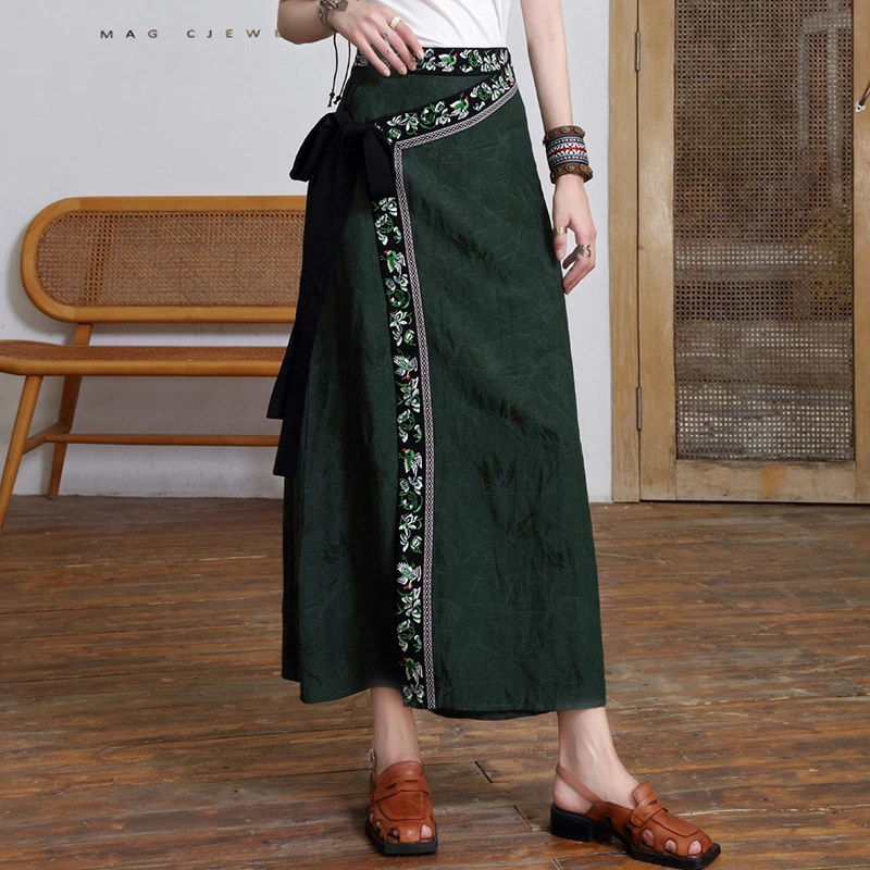 High Waist Long Skirt Women New Arrival 2025 Spring Chinese Style Vintage Floral Embroidery Ladies Elegant A-line Skirts M546