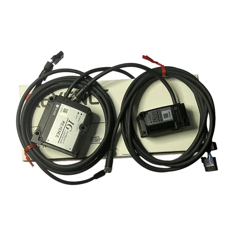 KEYENCE IG-028 IG-1550 IG-1000 IG-1050 Multi Functional CCD Laser Micrometer Sensor Head Used for Position Measurement in Stock