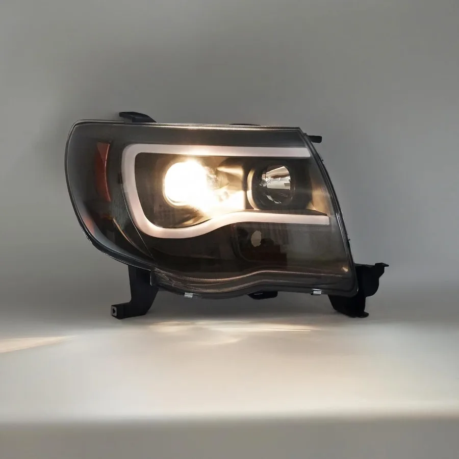 المصابيح الأمامية لجهاز الإسقاط LED لعام 2005-2011 تويوتا تاكوما مع تصميم شريط أنبوبي LED DRL متوافق مع مصابيح الهالوجين تتضمن سائق