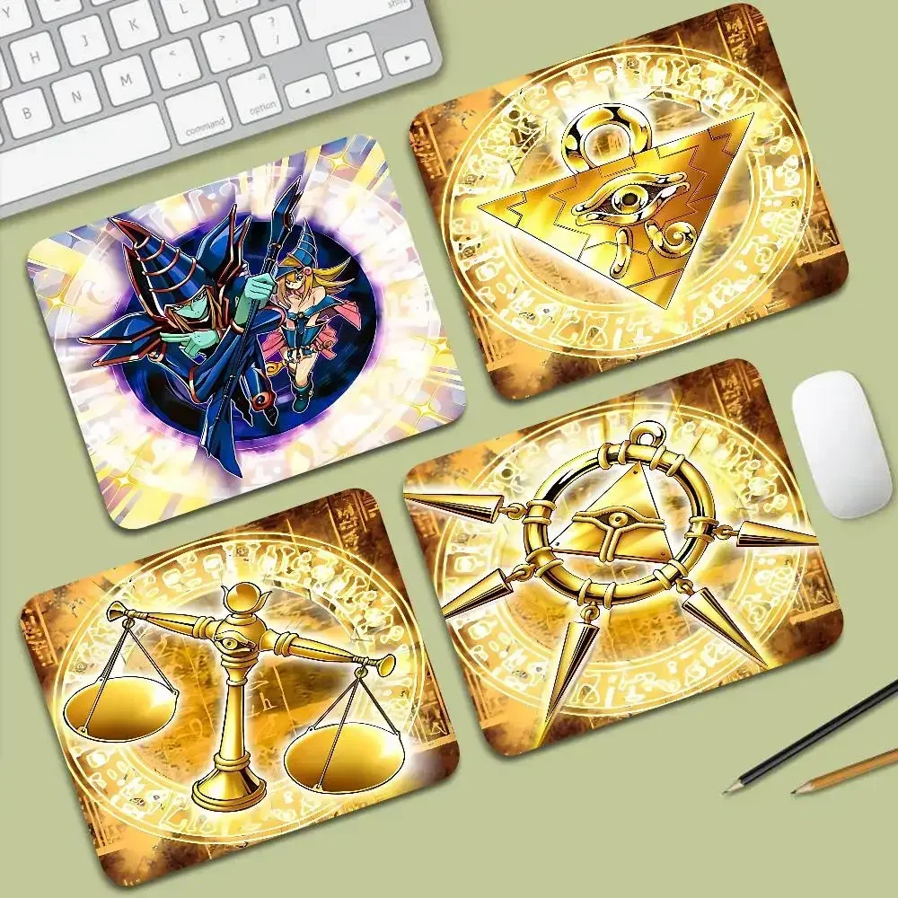 Y-Yu-Gi-Oh Anime HD Mouse Pad Small Size Creative Table Mat Coaster Game Mouse Pad Desk Mouse Accessories Square Carpet