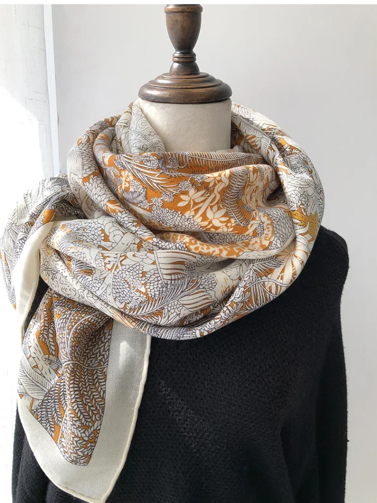 Luxury high-end scarves for women's autumn and winter silk and wool, large square scarves for warmth and shawl dual-purpose