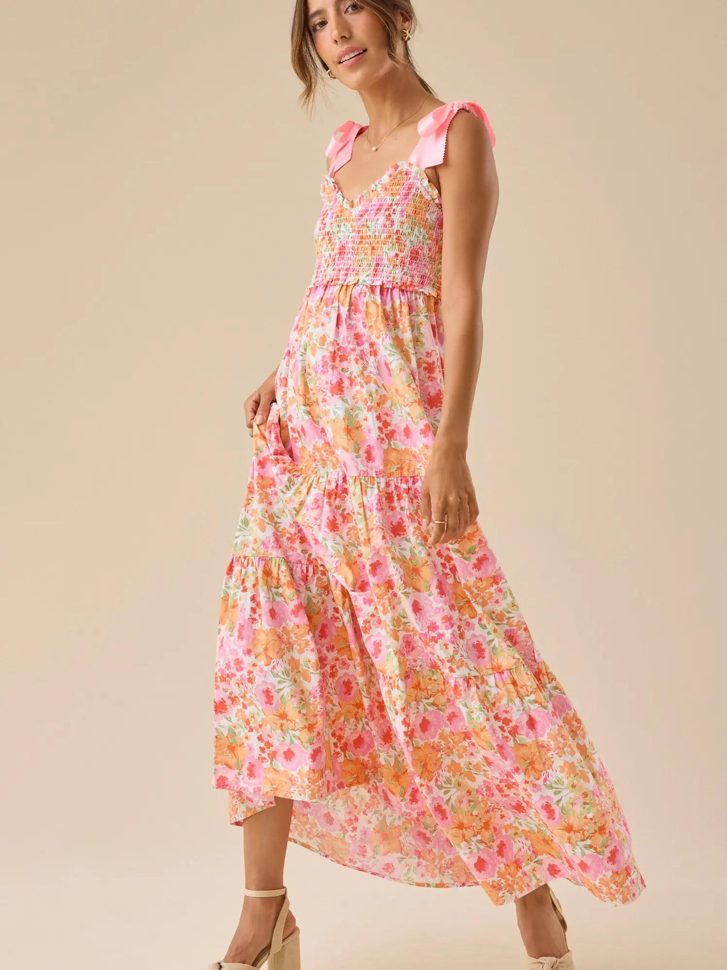 Robe à blocs de couleurs florales – Parfaite pour les jours d'été en rose – Disponible en S, M, L, XL