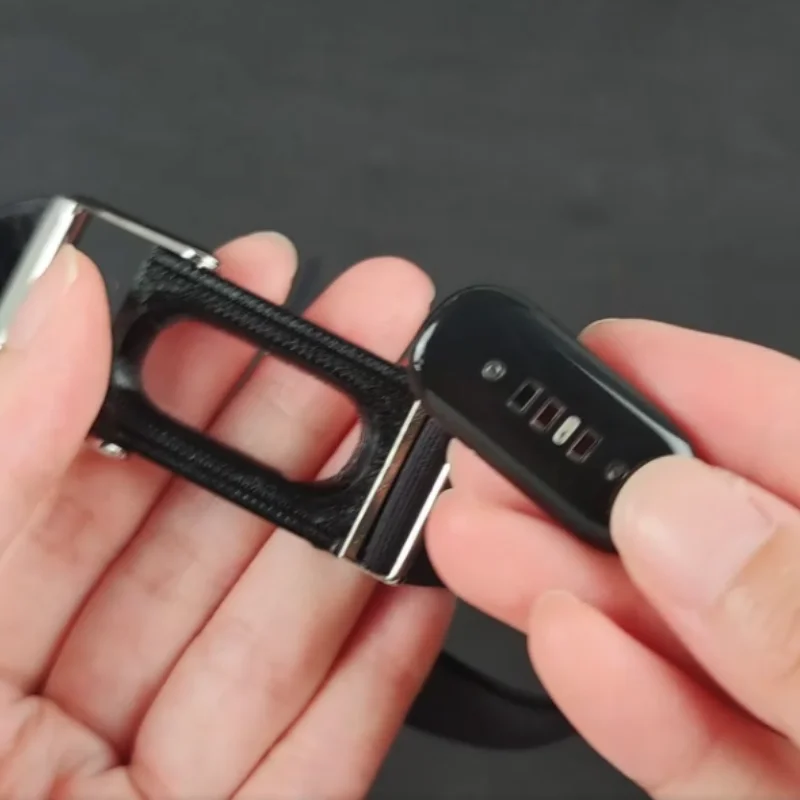 Fitbit Air and Whoop 5.0 Combo Wristband Clip Accessory description 5