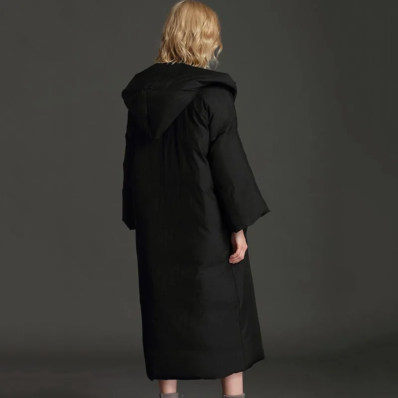 معطف نسائي عالي الجودة بقلنسوة سترة نسائية سفلية 2025 شتاء جديد 90 أبيض بطة أسفل سترة نسائية فضفاضة دافئة H670