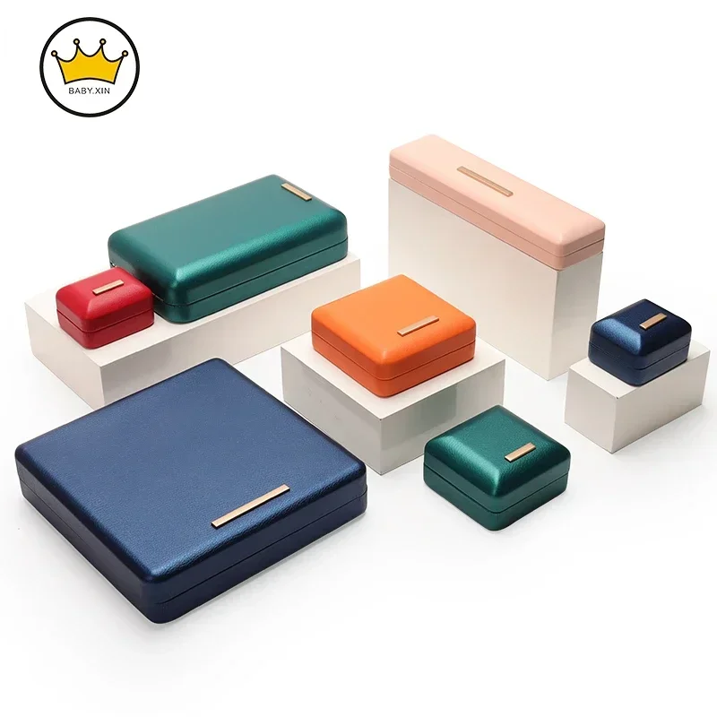 Beautiful Clamshell Jewelry Box Stud Earrings Box Necklace Ring Gift Box Bracelet Necklace Holder