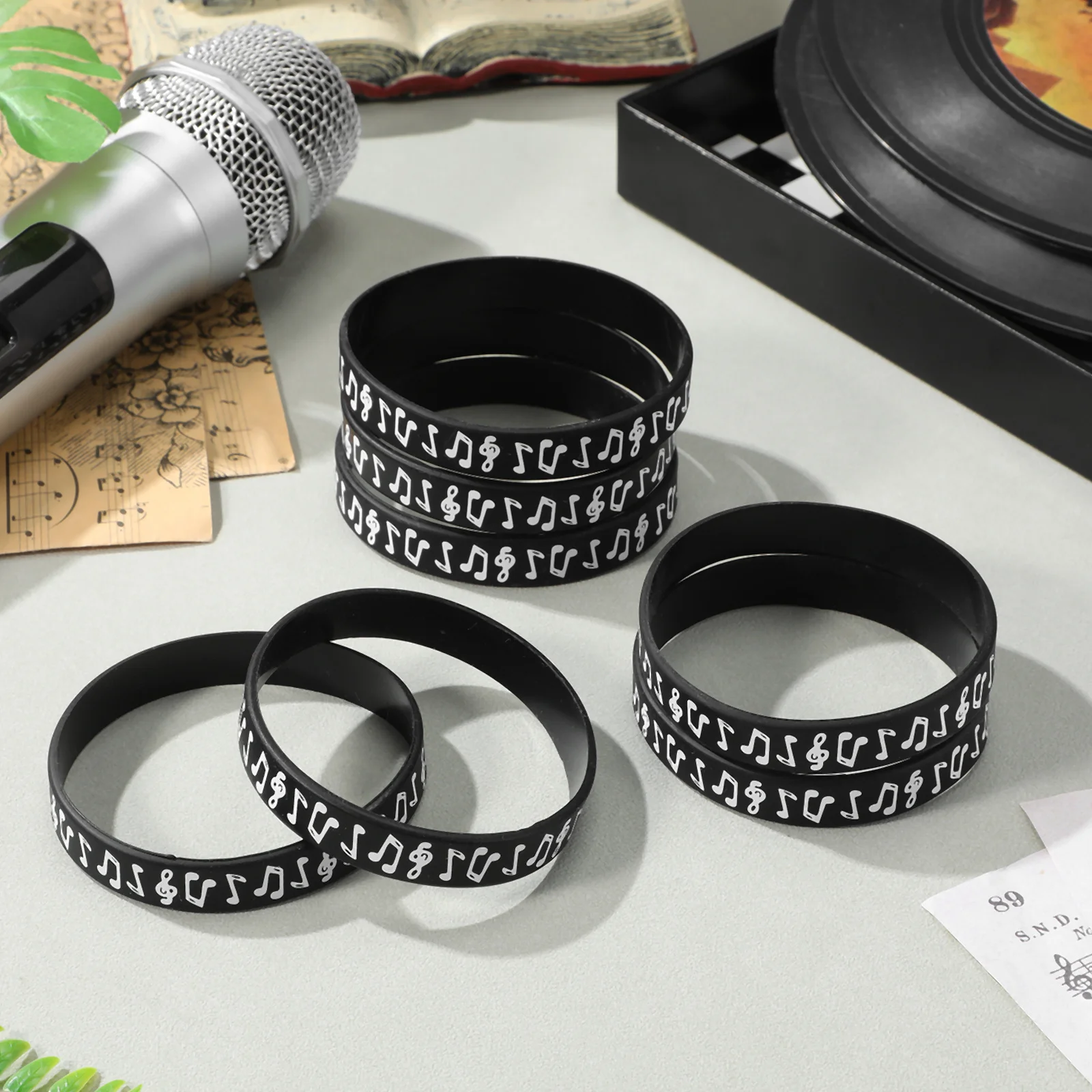 

24Pcs Music Note Design Silicone Bracelets Comfortable Wristbands for Music Themed Parties Holiday Events Camping Hiking
