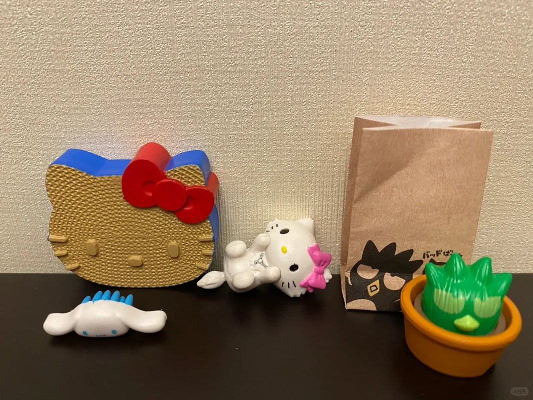 New Product In Stock Kt Cat Coffee Shop Blind Box Miniature Toy Scene Desktop Decoration For Fans' Holiday Surprise Gift view 5