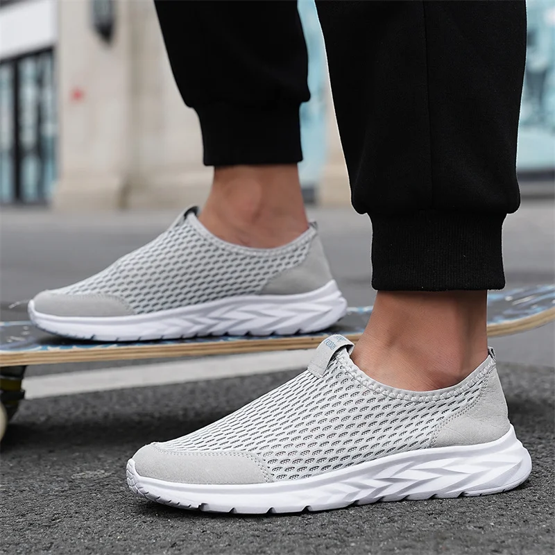 Nieuwe heren casual schoenen mode dikke zool lichte comfortabele loopschoenen heren outdoor grote maat sportschoenen heren sneakers