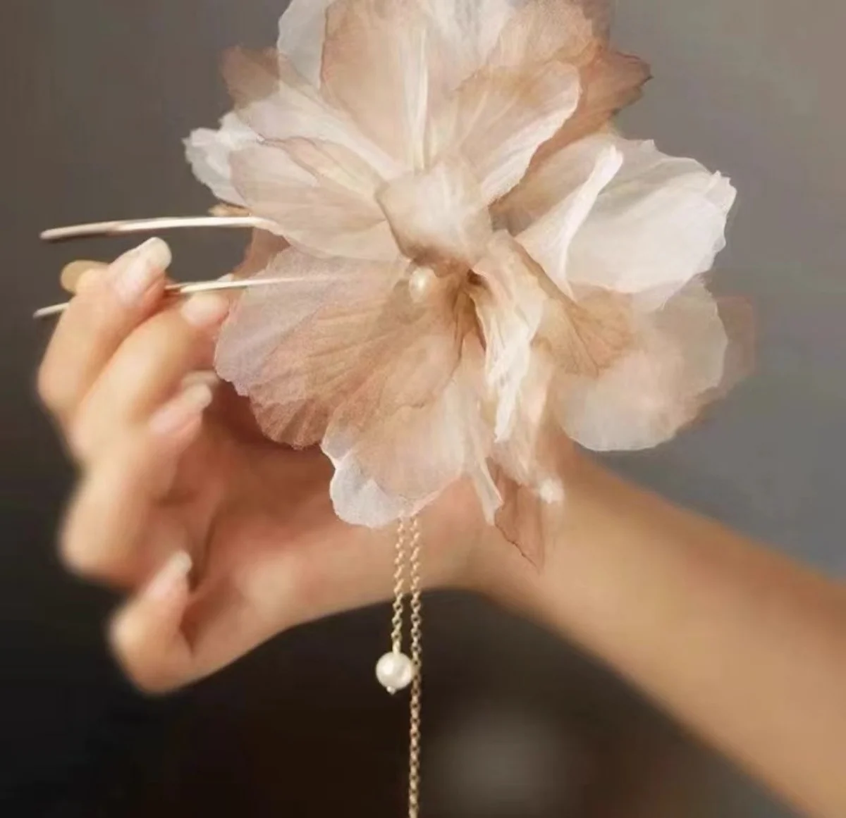 الجنية خمر دبوس الشعر اليدوية كبيرة الحرير الأزهار شرابة الشعر عصا للنساء الحياة اليومية السفر حفلة إكسسوارات الشعر الأنيقة