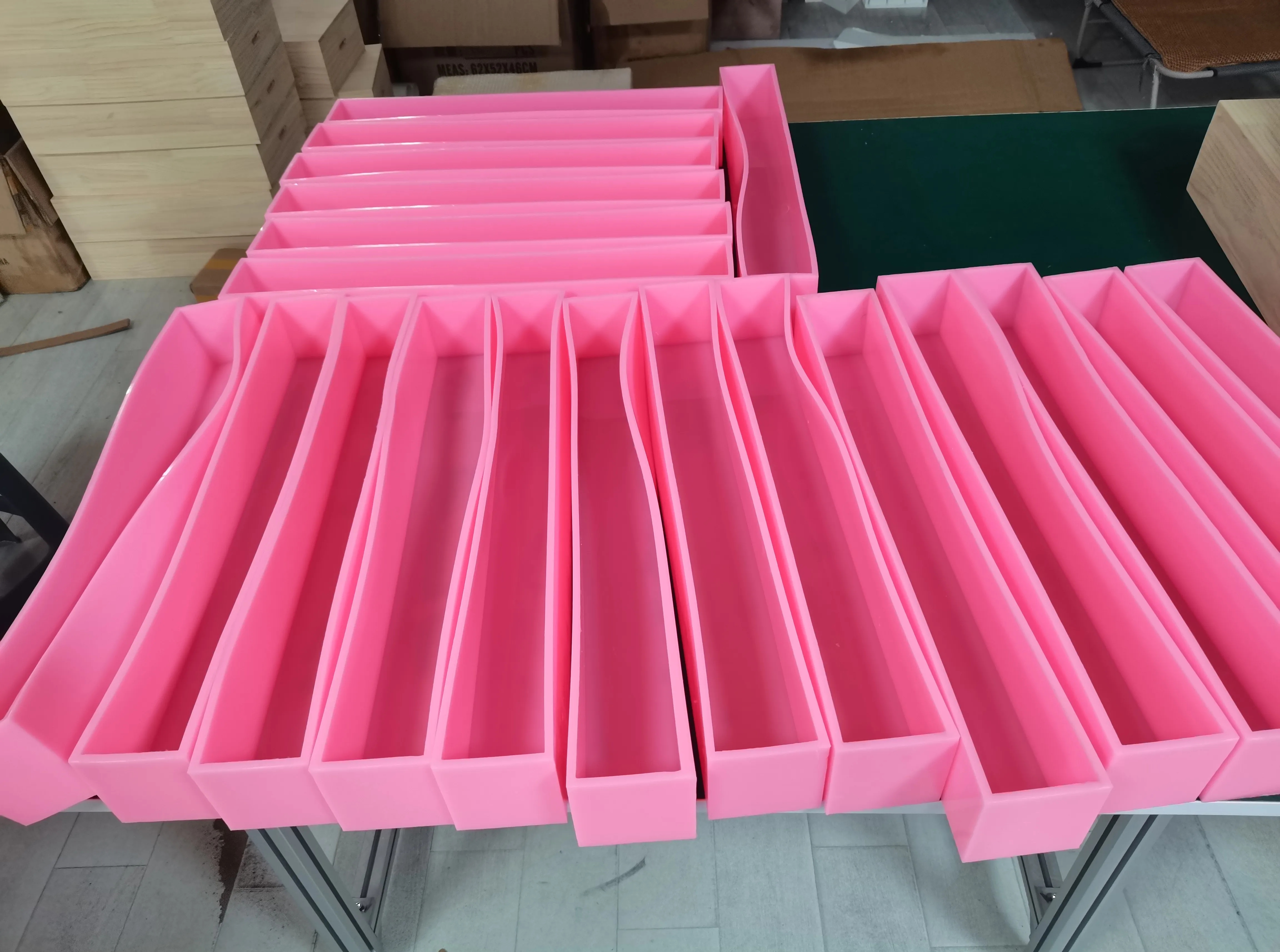 Long Silicone Liner Mold, Natural Soap Mould Liner, Soap Capacity, 135 ounce, 8.4 lb, 3.8 kg, Size 23.6x3x3.3 inch