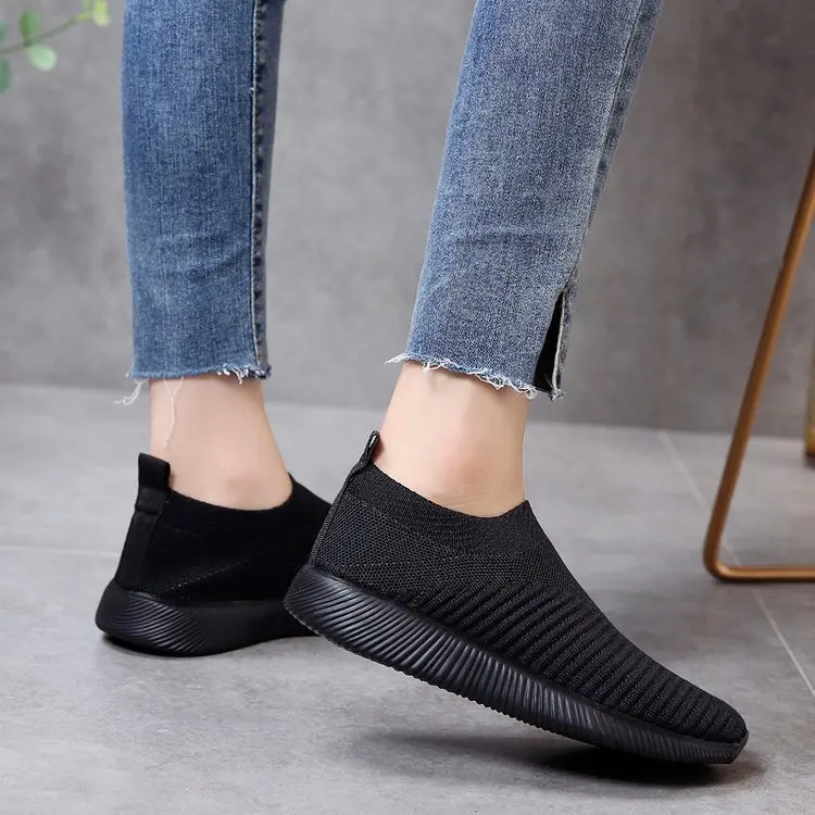 Damskie płaskie buty sportowe Slip on Woman Lekkie trampki Casual Chaussures Femme Basket Flats Oddychające buty do biegania i chodzenia