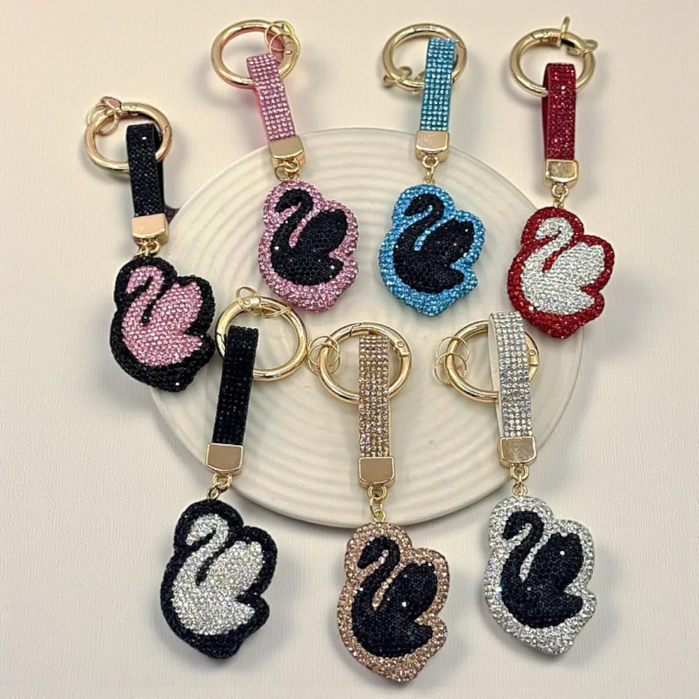 1PC Trendy Swan Key Ring Metal Personalized Keychain Beer Can Kitchen Bar Tools Accessories Gift Wholesale