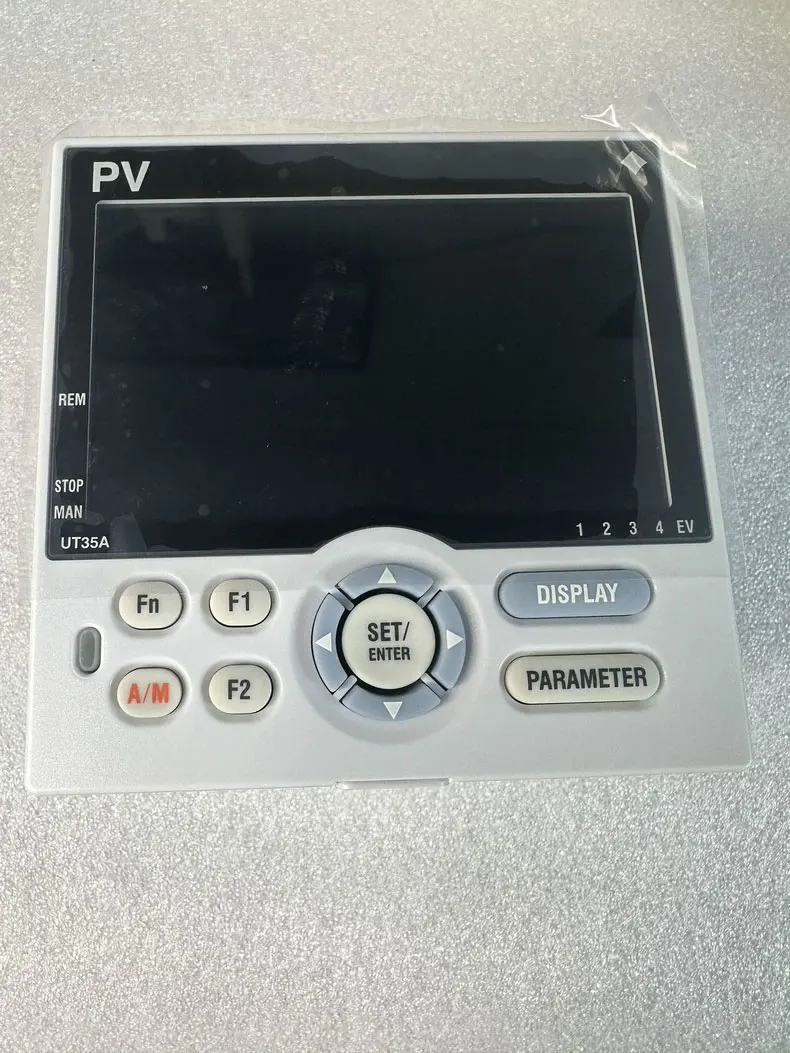 New YOKOGAWA UT35A-001-10-00/CT UT35A-001-11-00/CT UT35A-000-10-00/CT UT35A-000-11-00/CT UT35A-001-00-00/CT Temperature Controll
